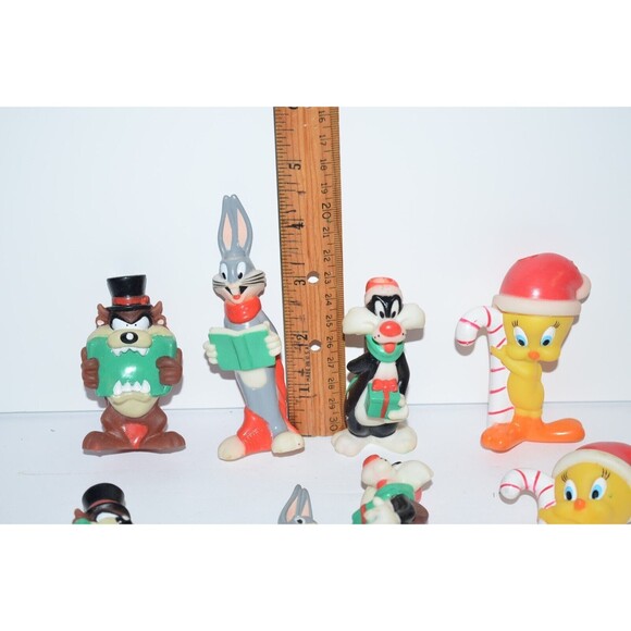 Vtg 1997 Looney Tunes Christmas String Light Covers 10 pc Tweety Bugs Bunny Taz - Picture 8 of 9